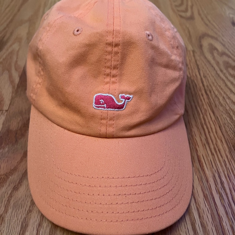 Vineyard Vines Classic baseball cap shape